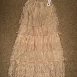 Soieblu Long Lace Skirt. Women's Medium. Beige Lace. New with Tags.